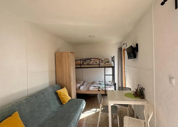 Domek letniskowy Całoroczne *